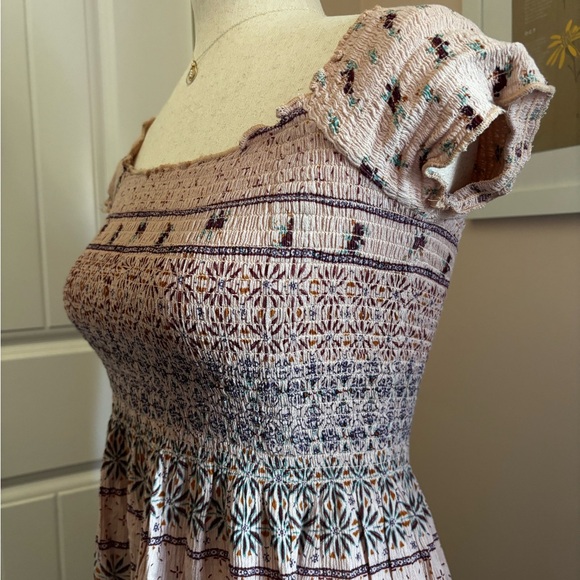 Kimchi Blue Pink and Lavender Patterned Midi Dress - Picture 2 of 6